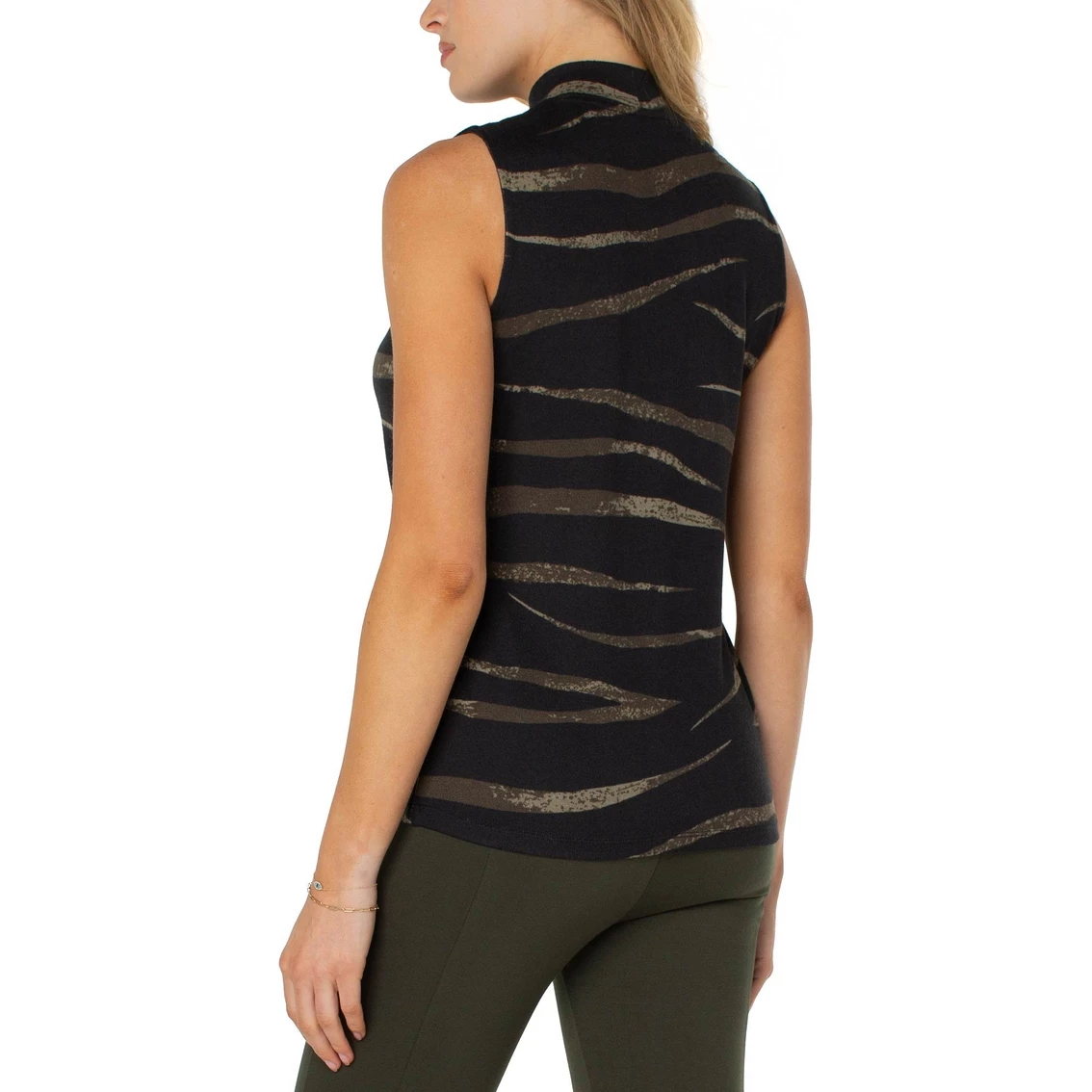 Deals β€οΈ Liverpool Mock Neck Print Top π - Image 2